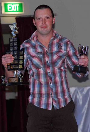 Player_of_the_Finals_Winter_2012_Division_1_Michael_Green.jpg