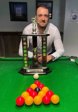 Mixed_Singles_Champion_2020_Chris_Presley_-_DDBT.jpg